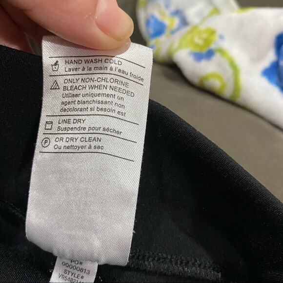 Vince Black Tech Ponte Stretch Leggings Minimalist Sleek Pull-On Pants Sz XS - Picture 7 of 12